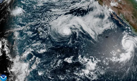Hurricane Fausto nears Hawaii as  Genevieve roars in Pacific